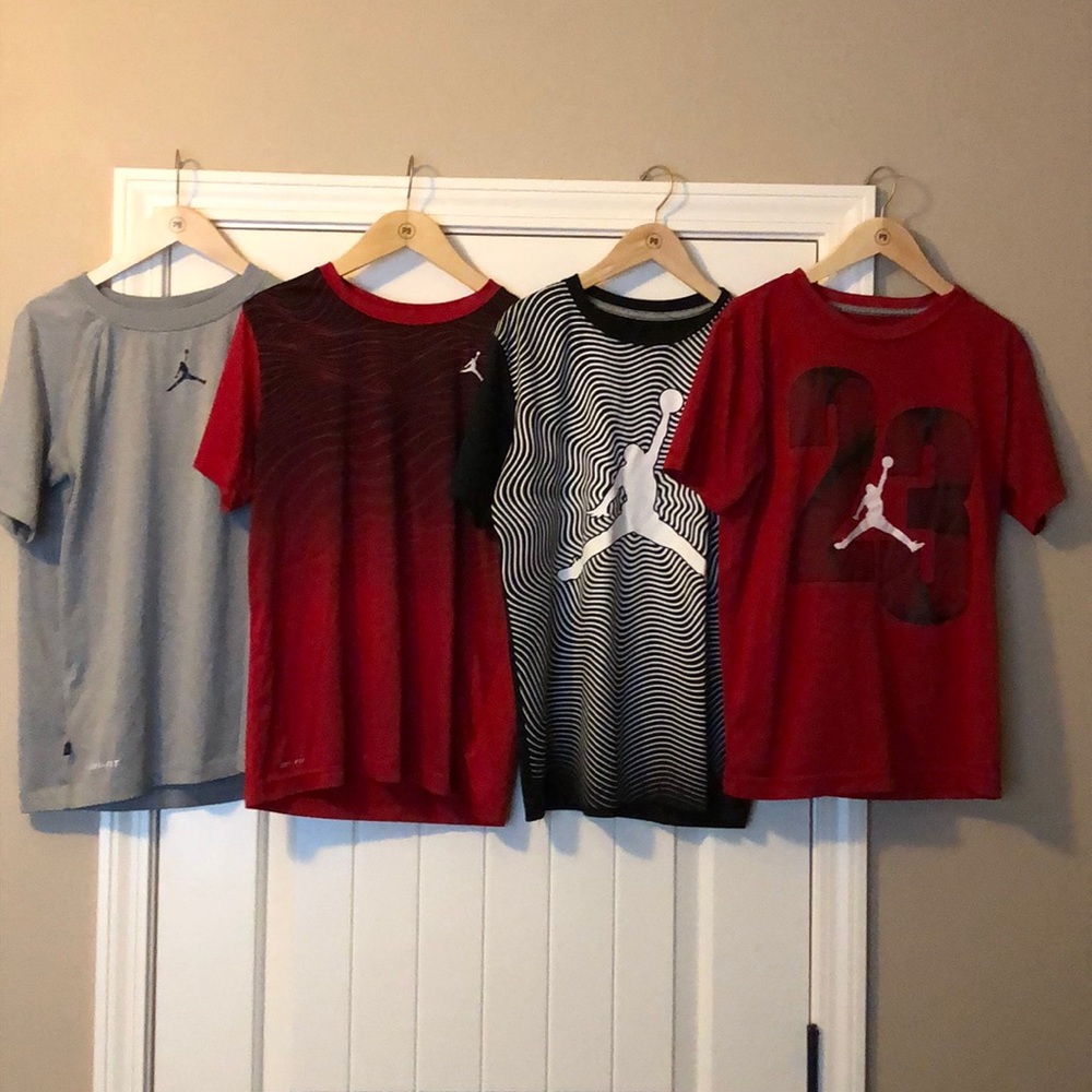 5 boys Jordan shirts
